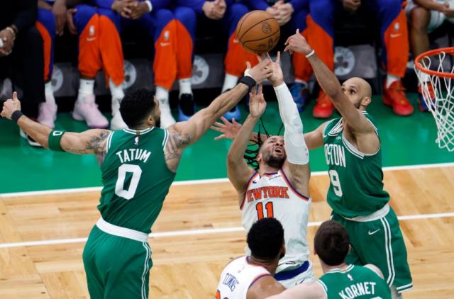 乐鱼体育-火灾警报与败局双重奏 绿军数学篮球失灵如何破局